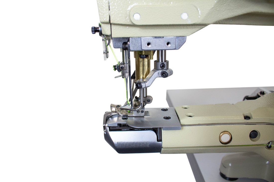 NT-L6500-D-7/P-B FULL AUTOMATIC COVER STITCH SEWING MACHINE NO AIR