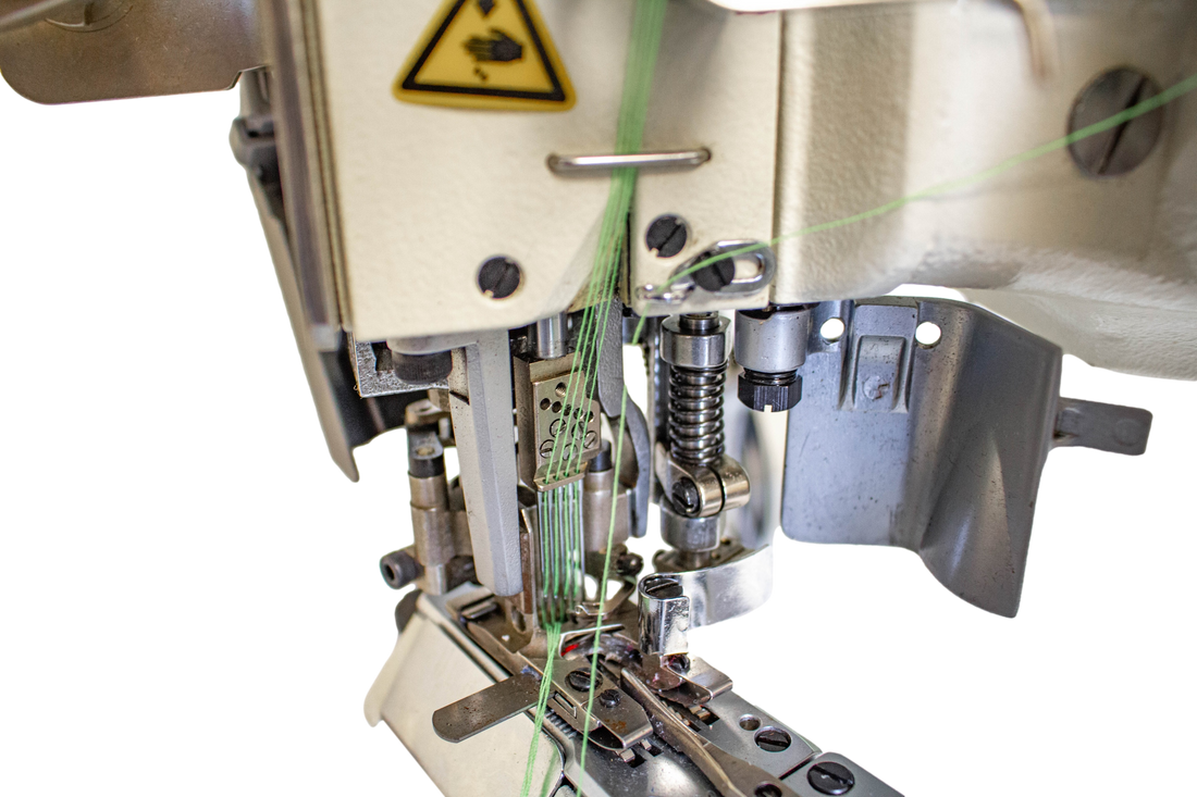 NT-L6200-01-MS-60D-7/TA FLAT LOCK SEWING MACHINE W/TAPE ATTACHMENT