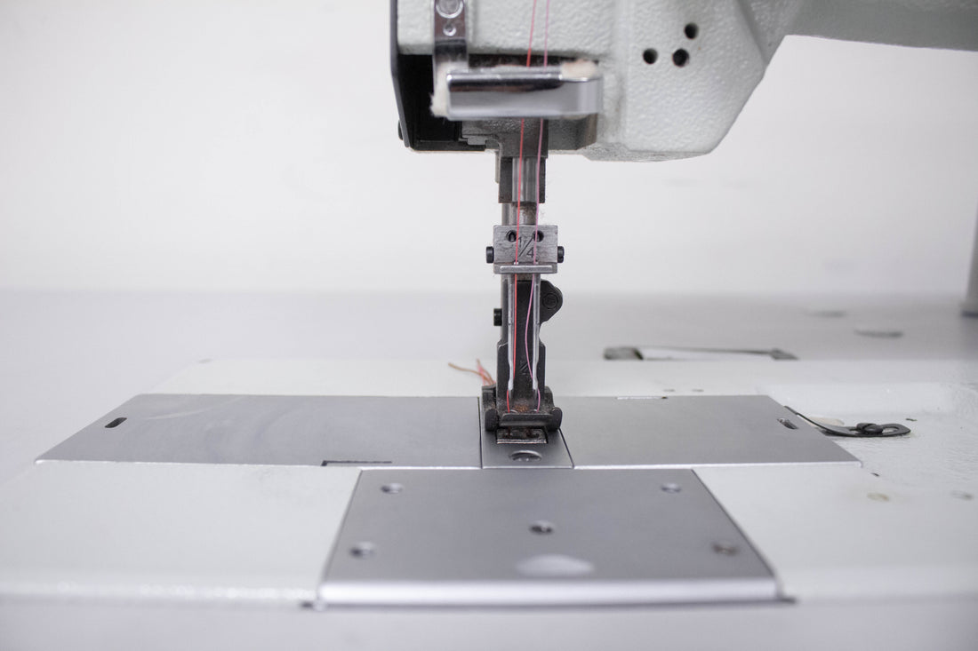 NT- 4420 HEAVY DUTY DOUBLE NEEDLE WALKING FOOT MACHINE