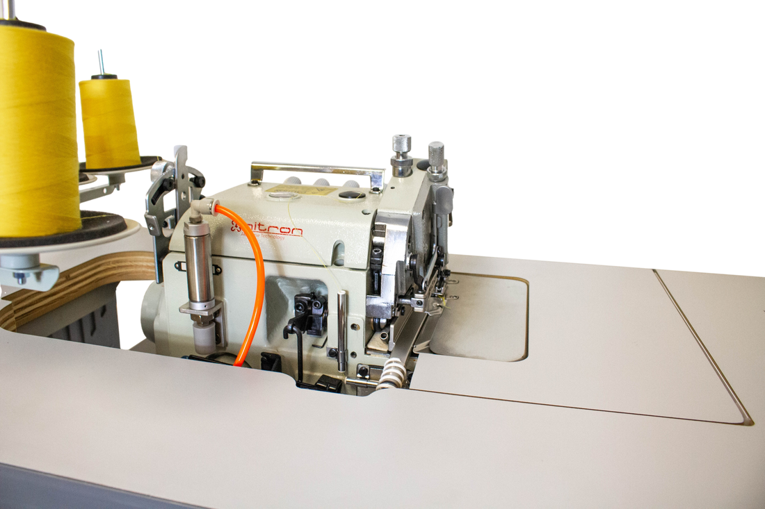 NT-8200T-05DX5-56 (OVERLOCK 5 THREADS HEAVY DUTY SEMI AUTOMATIC AIR & DIRECT DRIVE ANGLE KNIFES)