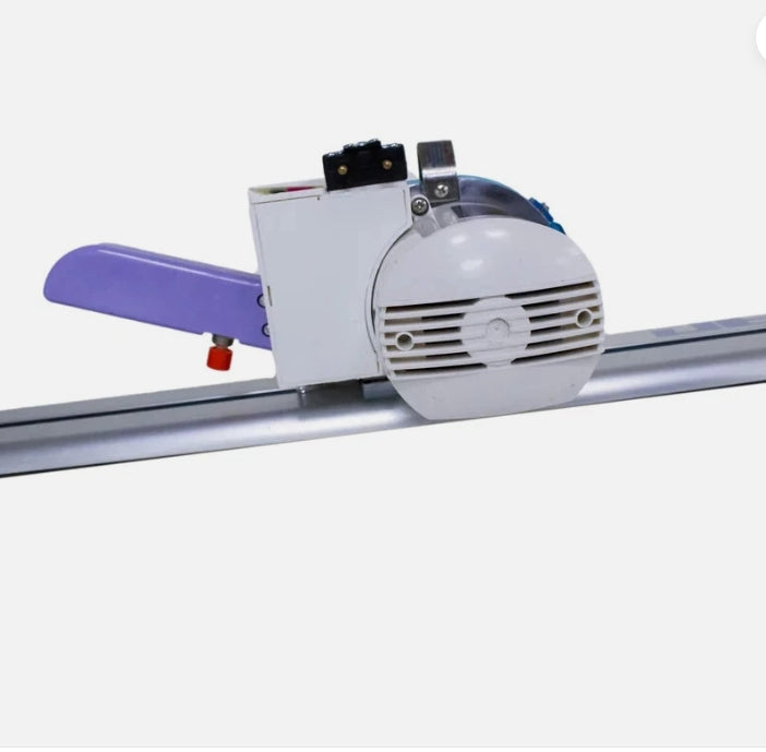 JM-B-11 (INDUSTRIAL FABRIC CUTTING MACHINE)