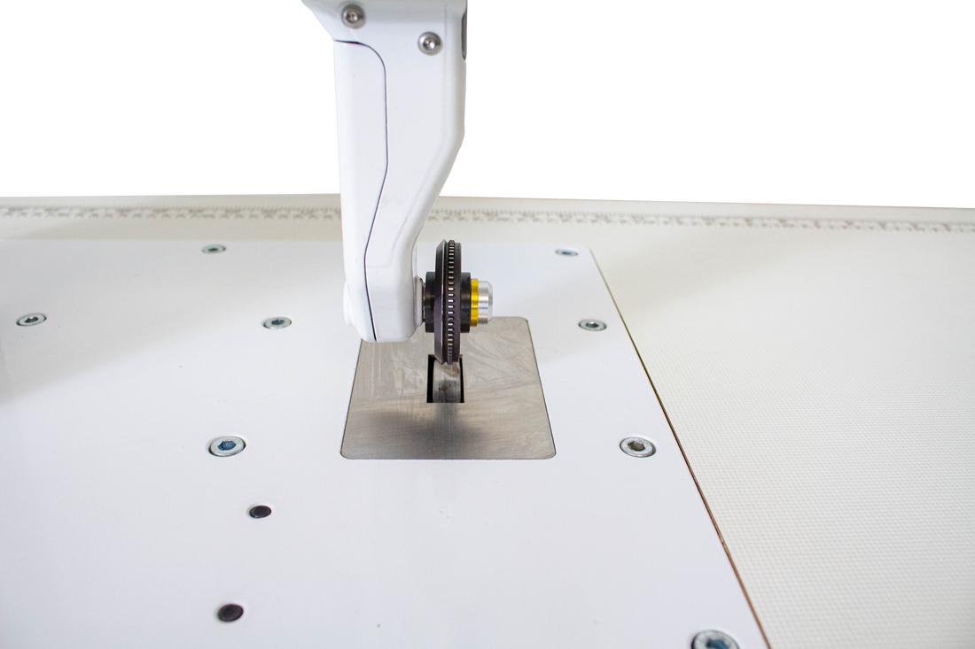 NT-950/30KHZ ULTRASONIC RADIAL WAVE SEWING MACHINE