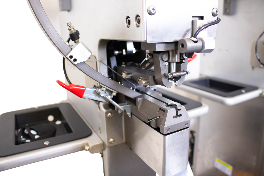 NT-90 SET OF 2 AUTOMATIC PAIR SNAP MACHINES 2PCS SET