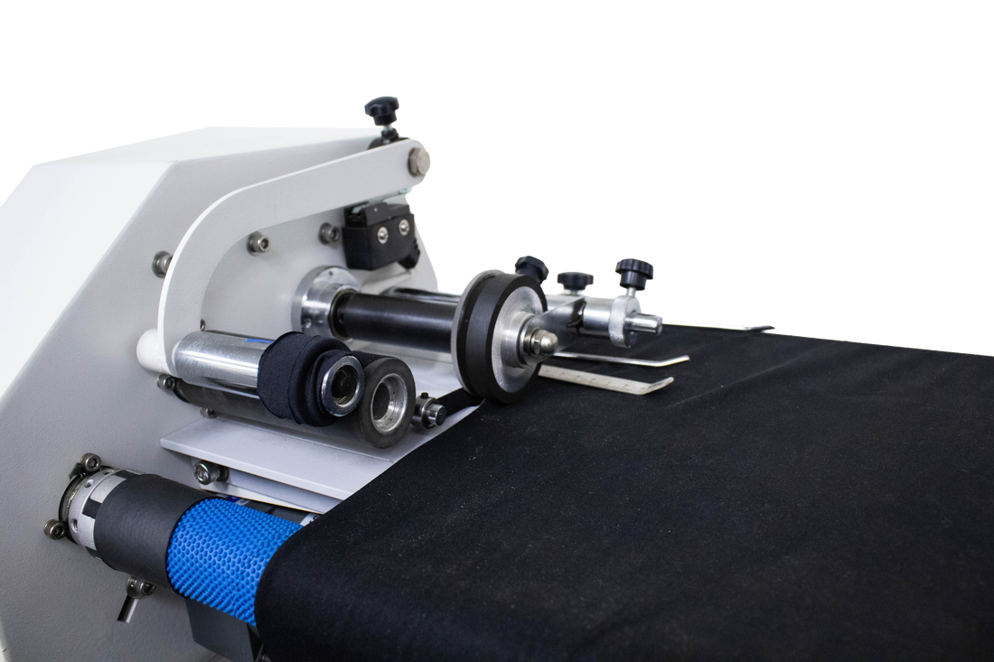 NT-911 BIAS CUTTING MACHINE