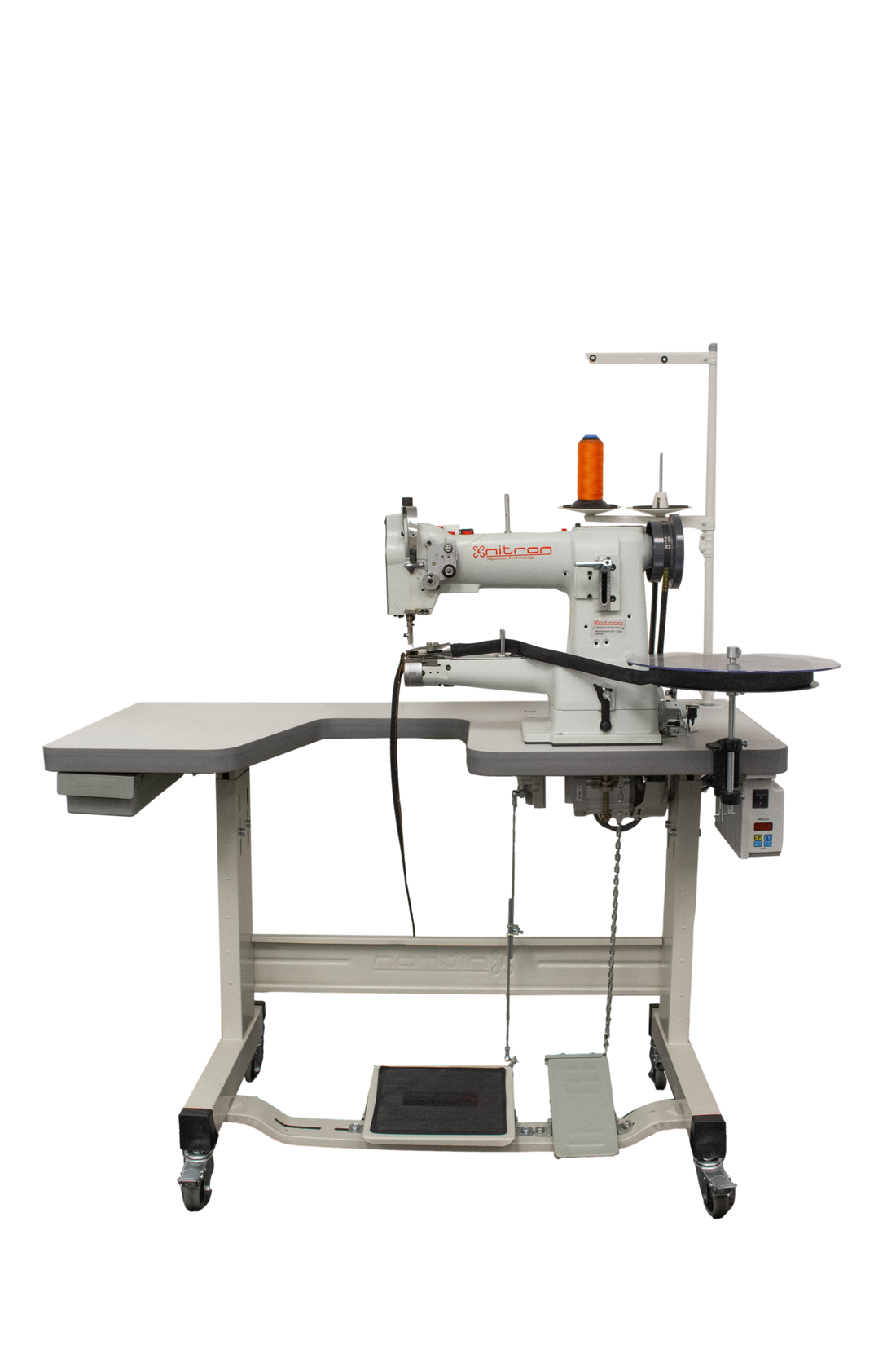 MÁQUINA DE COSER CON PIE PARA CAMINAR CON CAMA CILINDRICA NT-335B