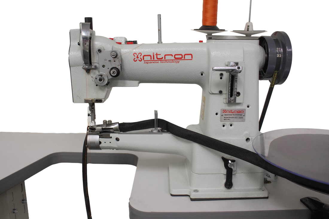 MÁQUINA DE COSER CON PIE PARA CAMINAR CON CAMA CILINDRICA NT-335B