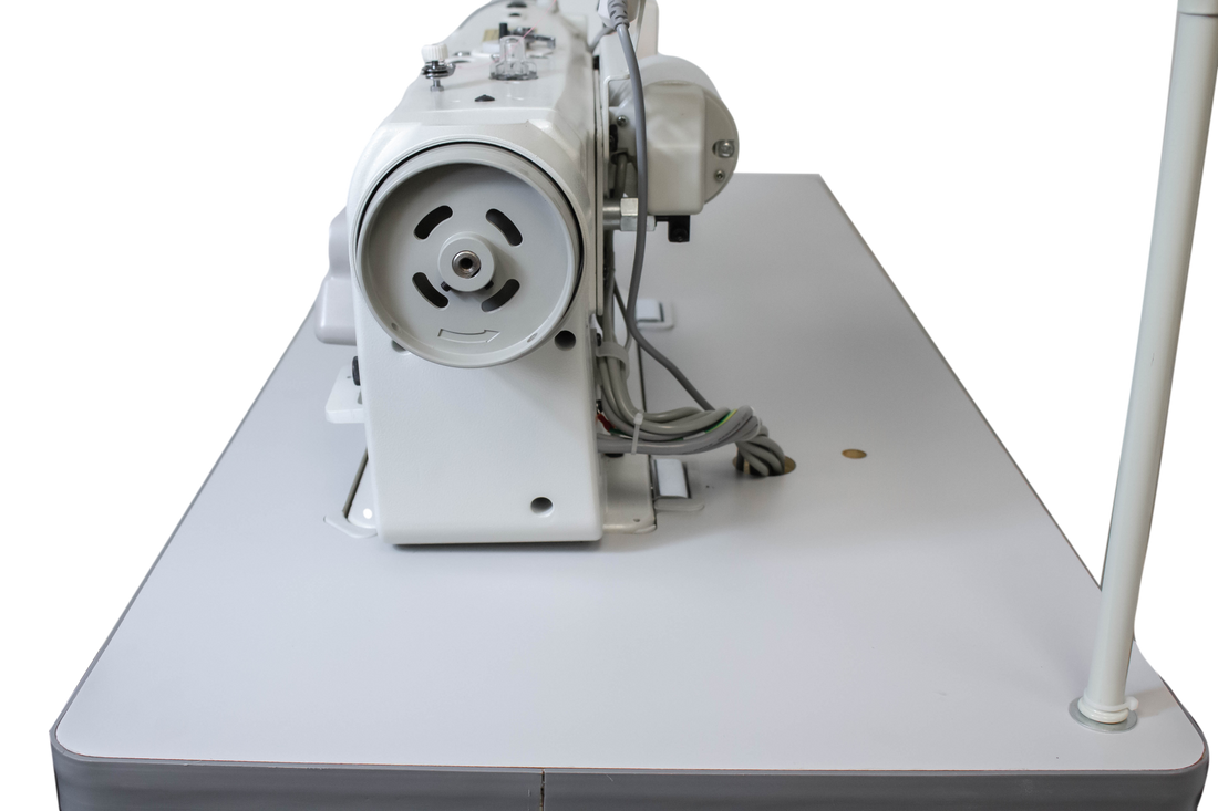 NT-L2284-D-7/P  DIRECT DRIVE AUTOMATIC 1 & 3 STEP ZIGZAG SEWING MACHINE