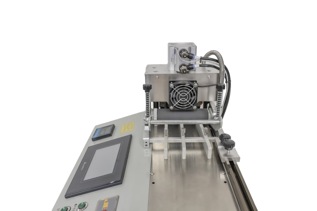 JM-120PHS NEW GENERATION PENUMATIC LABEL HOT CUTTING MACHINE