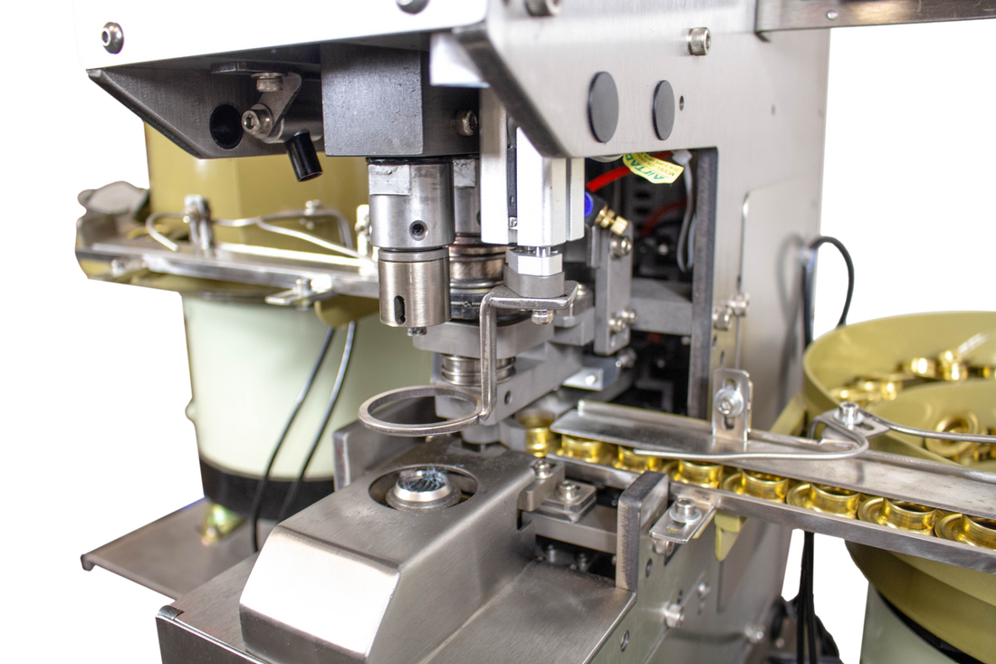 NT-150-SM-FULL AUTOMATIC BIG GROMMET MACHINE