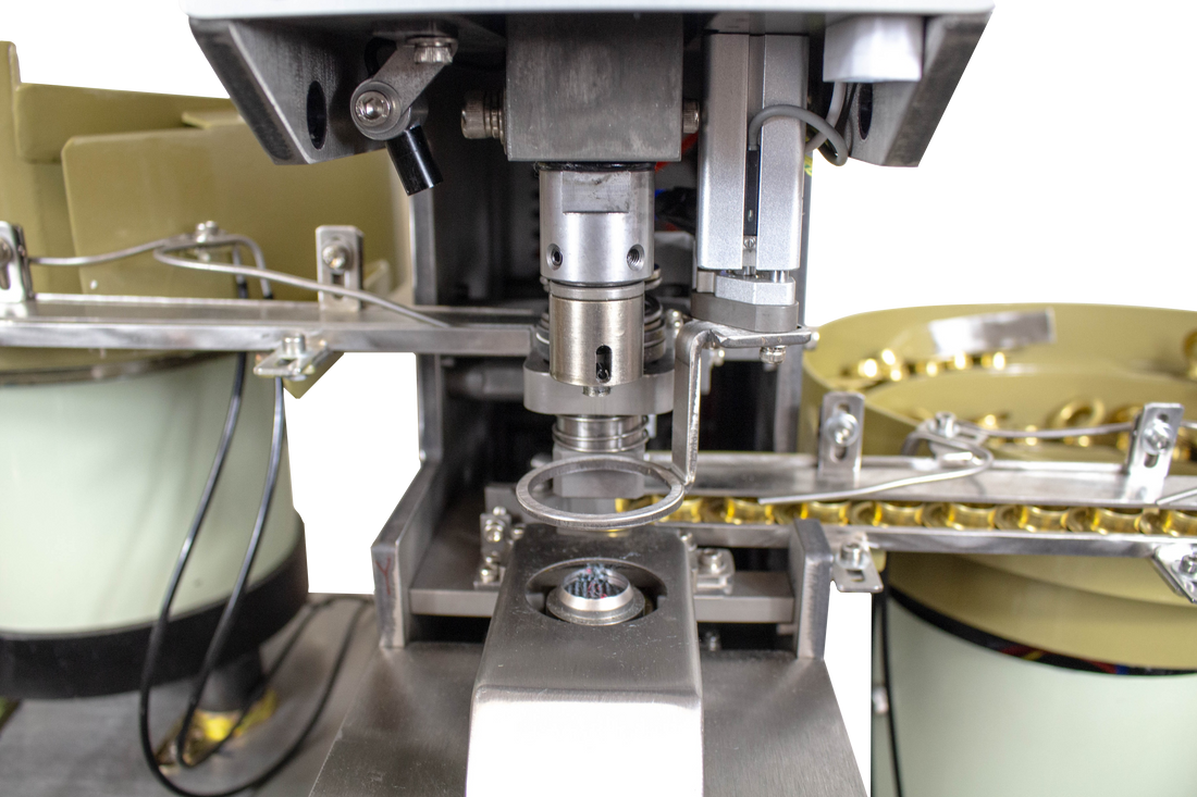 NT-150-SM-FULL AUTOMATIC BIG GROMMET MACHINE