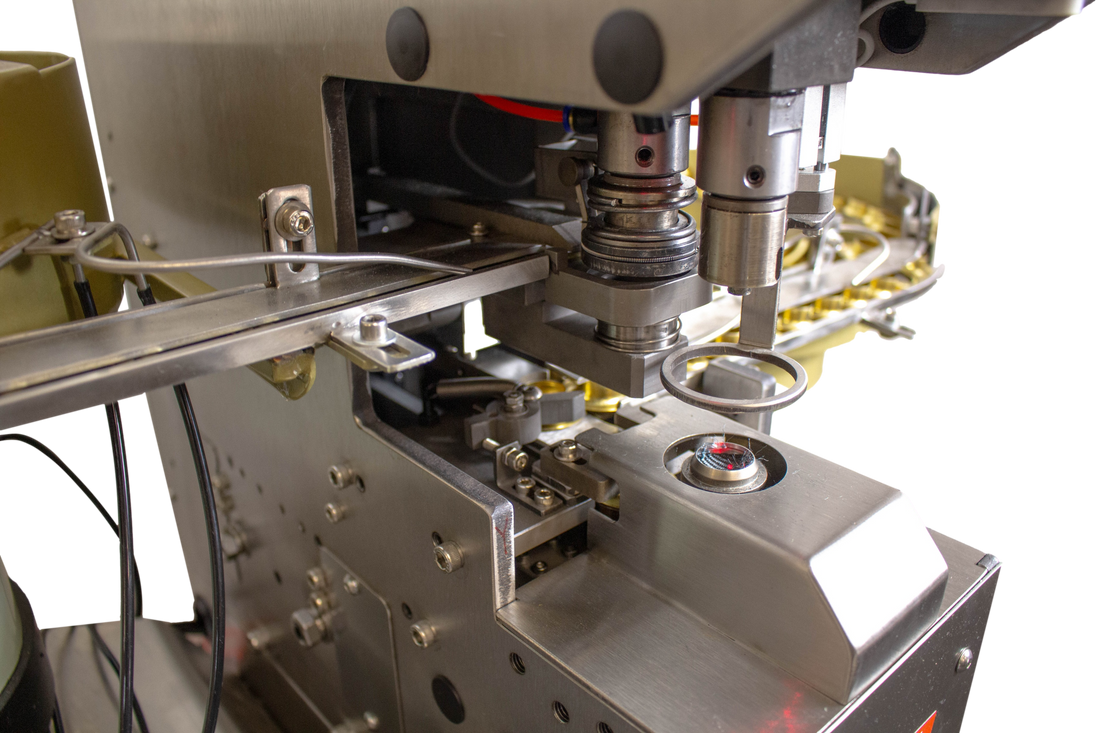 NT-150-SM-FULL AUTOMATIC BIG GROMMET MACHINE