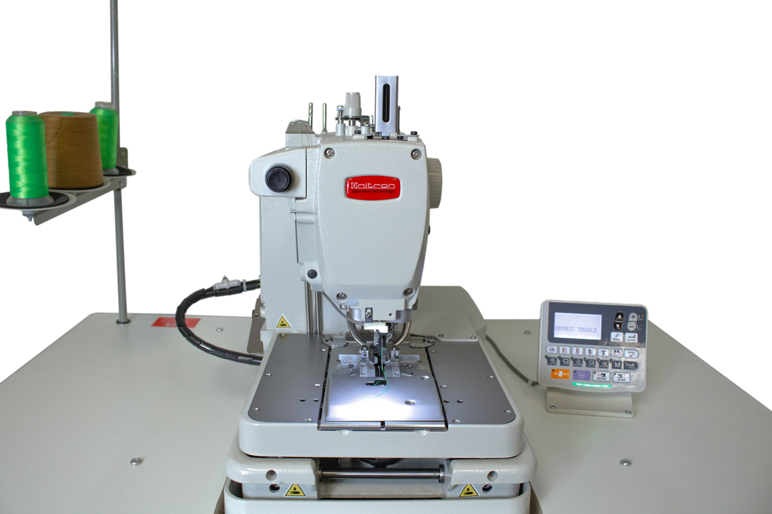 NT-9820-01 KEYHOLE SEWING MACHINE