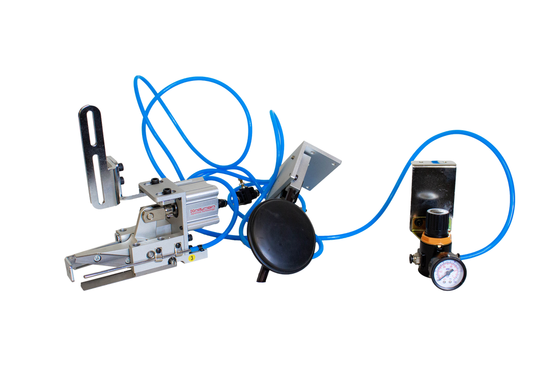 NT-333 AIR CHOPPER TAPE CUTTER WITH KNEE SWITCH
