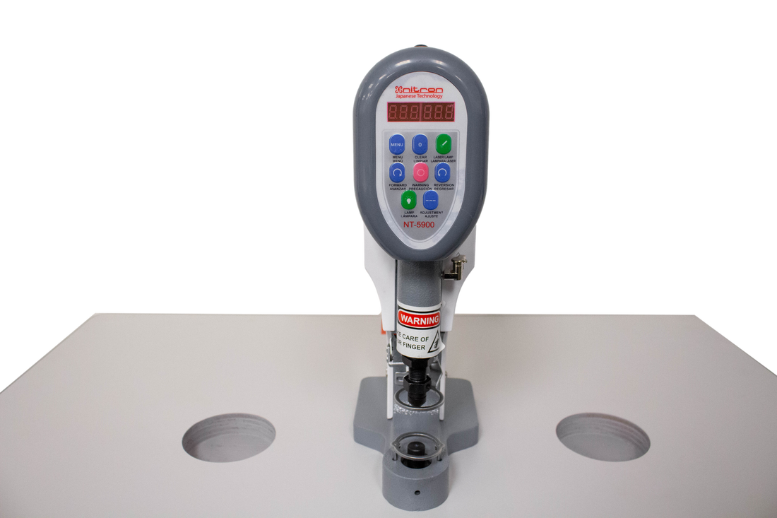 Snp Machine NT-5900 AUTOMATIC SNAP MACHINE – ROYALESM