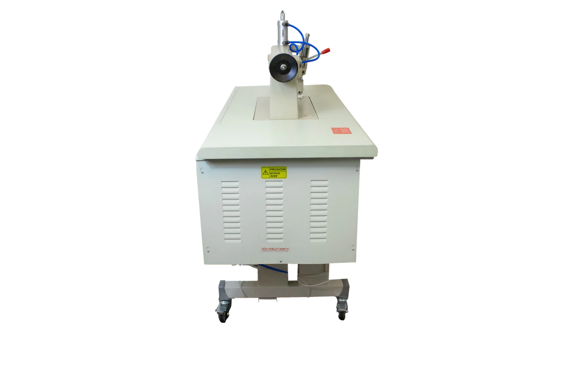NT-1400 WIDE DYE ULTRASONIC SEWING MACHINE (100MM)