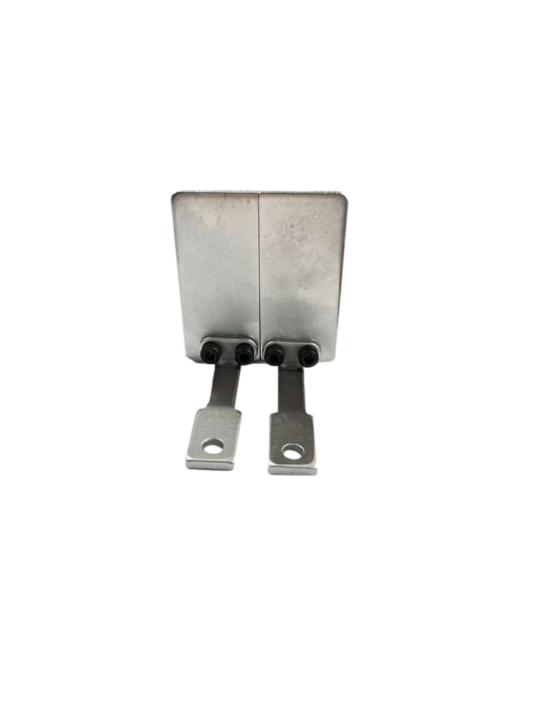 JUKI 1900 SQUARE CLAMP (WIDTH 2.2 IN) (LENGTH 2.5 IN)