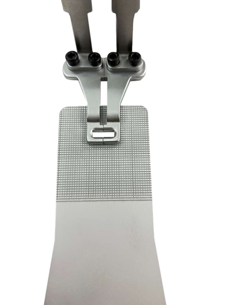 JUKI 1900 RECTANGLE CLAMP (LENGTH- 0.4-IN)(WIDTH 0.8 IN)