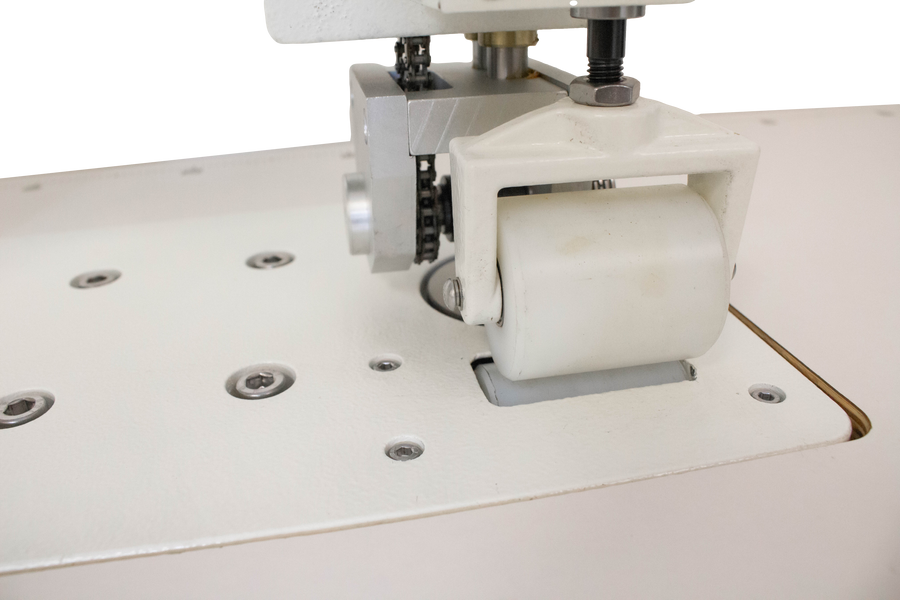 NT-750 MÁQUINA DE COSER ULTRASÓNICA CON PANTALLA TÁCTIL (60MM)