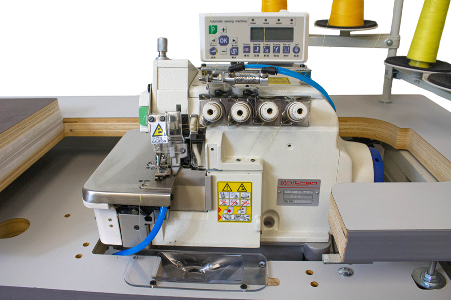 Small Latching Machine NT-L8300-04DM2-24-7/P/ATC-A (BACK LATCHING AUTOMATIC 4 THREADS OVERLOC ...