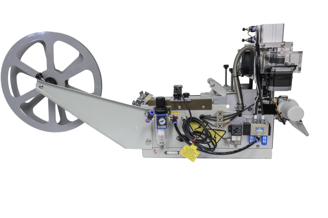 MÁQUINA CORTADORA DE ETIQUETAS DE NUEVA GENERACIÓN JM-120PLHXS